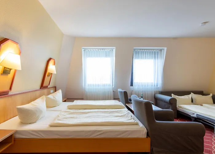 Xzllenz Light, Parken, 24H Digitaler Check In Und Zugang 欧博尔斯巴赫