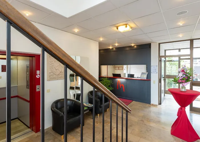 酒店 Xzllenz Light, Parken, 24H Digitaler Check In Und Zugang 欧博尔斯巴赫