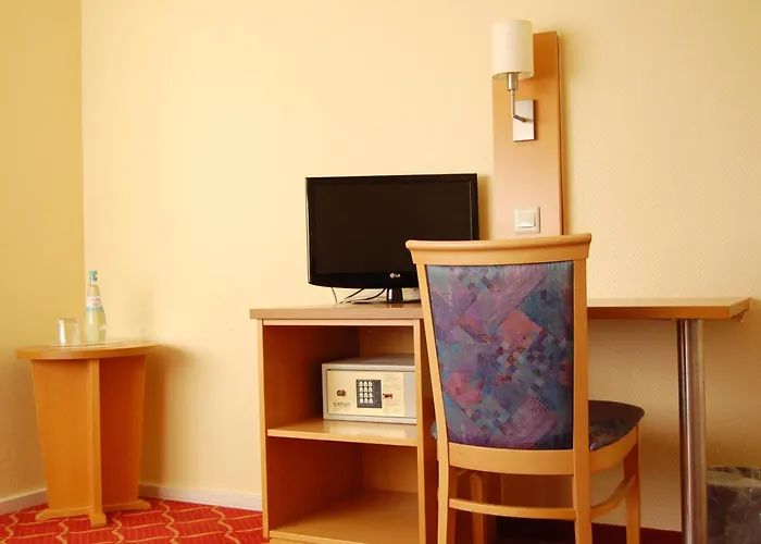 Xzllenz Light, Parken, 24H Digitaler Check In Und Zugang * 欧博尔斯巴赫