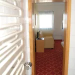 Xzllenz Light, Parken, 24h Digitaler Check In Und Zugang Hotel