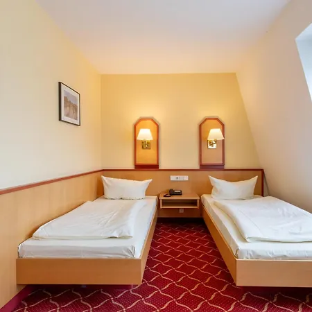 Xzllenz Light, Parken, 24H Digitaler Check In Und Zugang