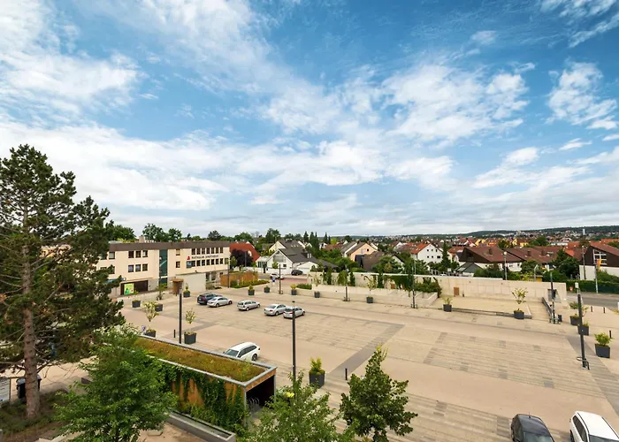 Xzllenz Light, Parken, 24H Digitaler Check In Und Zugang Oberasbach
