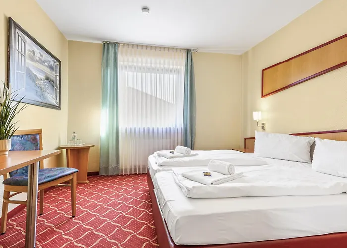 Hotel Xzllenz Light, Parken, 24h Digitaler Check In Und Zugang *