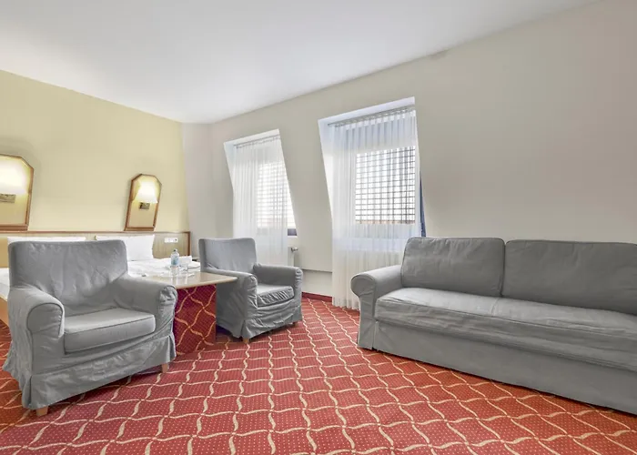 Hotel Xzllenz Light, Parken, 24h Digitaler Check In Und Zugang *